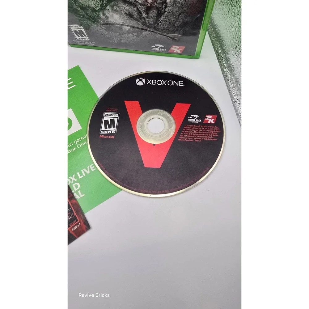 Evolve (Microsoft Xbox One, 2015) CIB Complete W/ Slipcover Tested Working Great